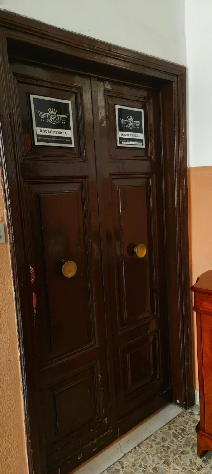 Affittacamere House Fenicia